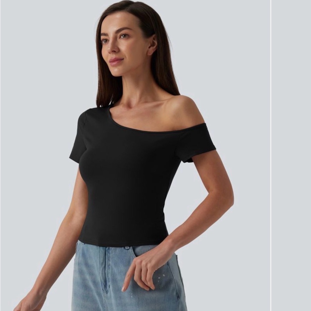 Halara Off-Shoulder top - Picture 6 of 10